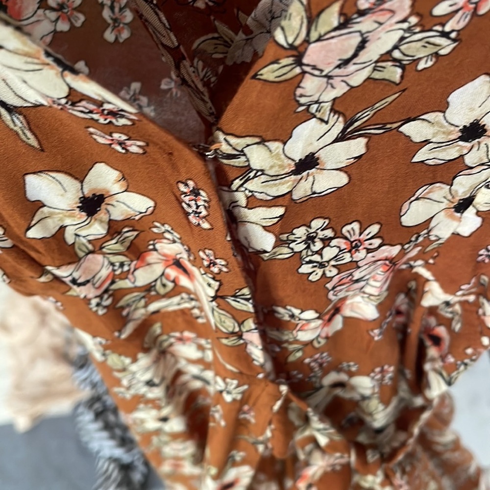 Faithfull the brand size medium wrap dress - Picture 3 of 6
